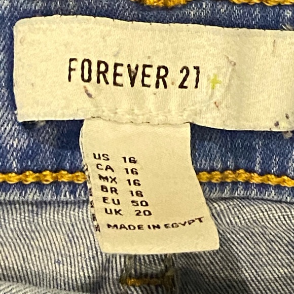 Forever 21 Highwaist Jeans - Picture 3 of 3